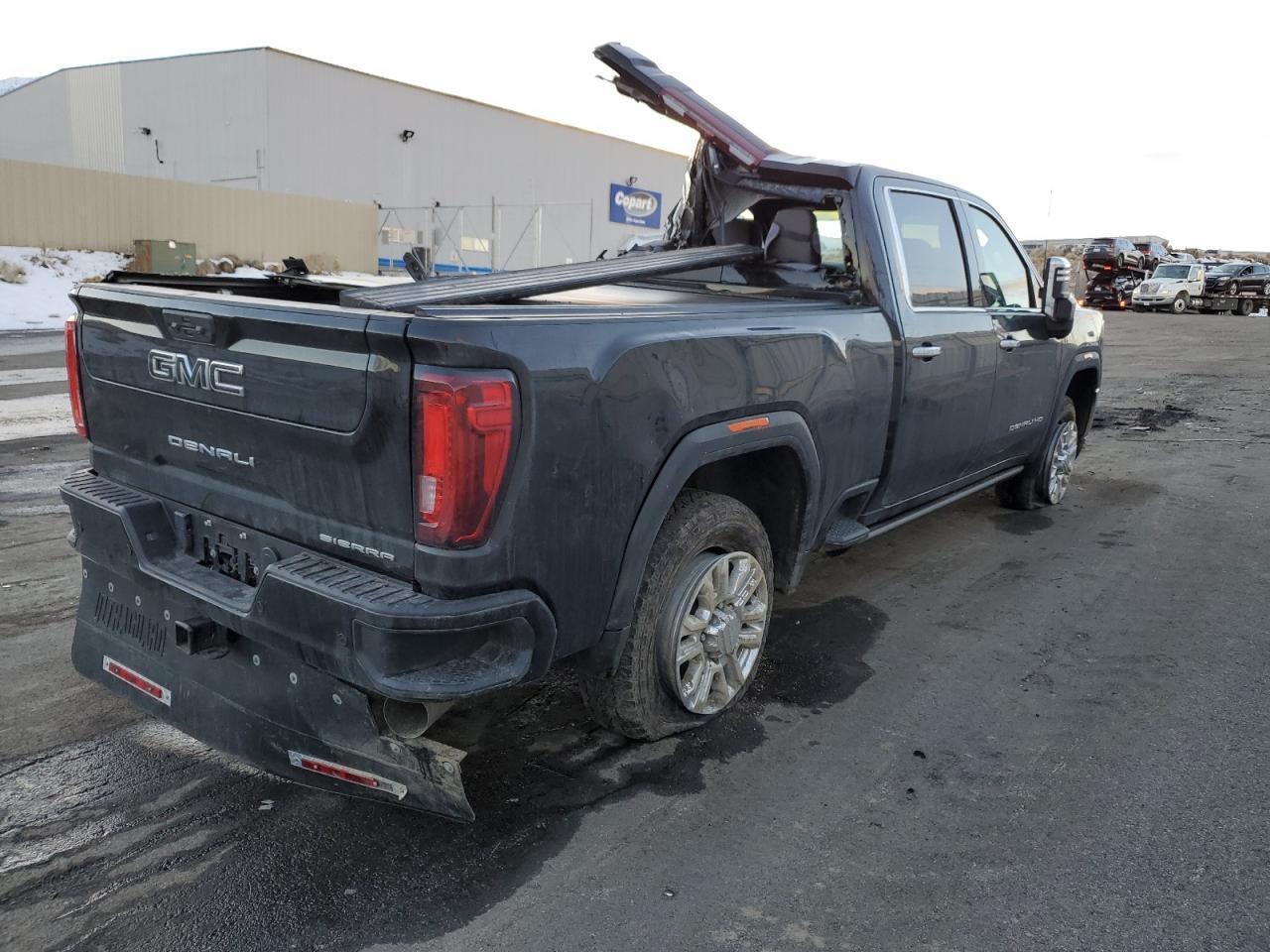 Image 3 of Gmc Sierra K2500 Denali 2022 with VIN 1GT49REY7NF114401