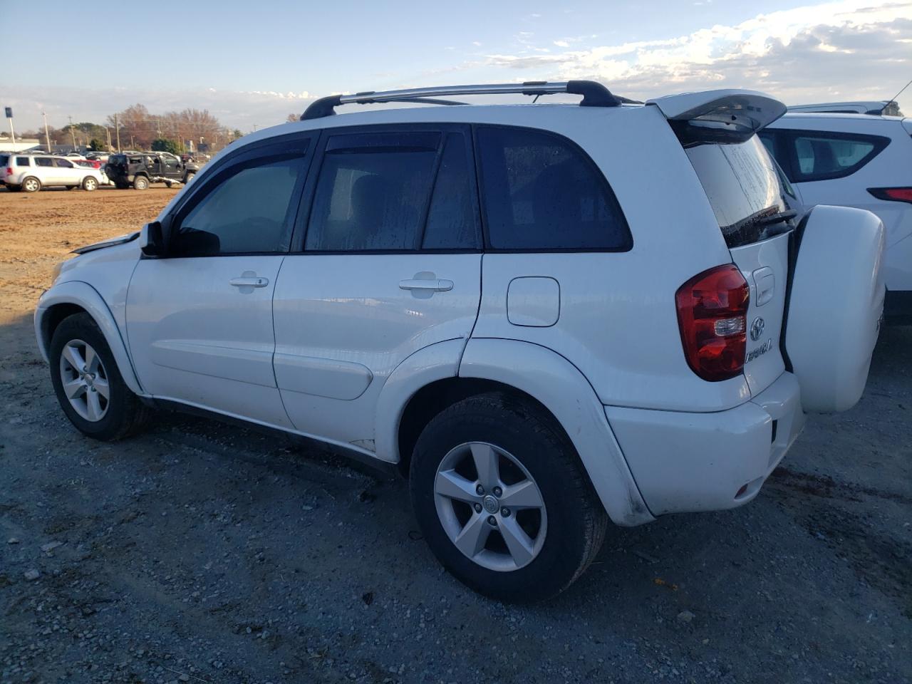 Image 2 of 2005 TOYOTA RAV4  2005 with VIN JTEGD20V750059575