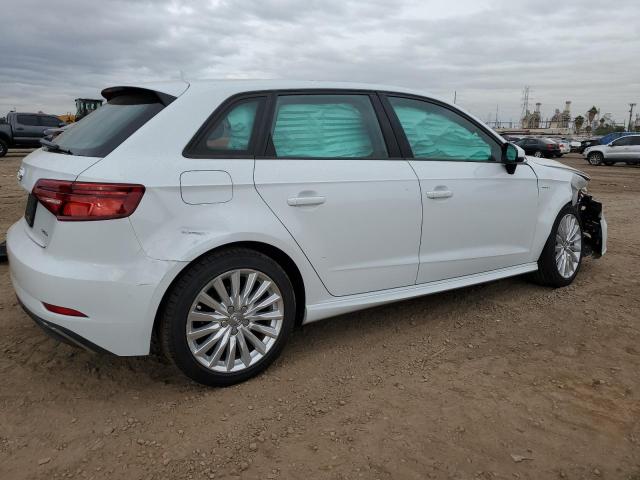 Obraz 3 z 2017 AUDI A3 E-TRON PREMIUM 2017 z VIN WAUUPBFF0HA104270