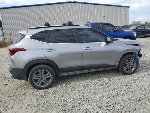 Изображение 3 2021 KIA SELTOS S 2021 с VIN KNDEU2AA4M7171408