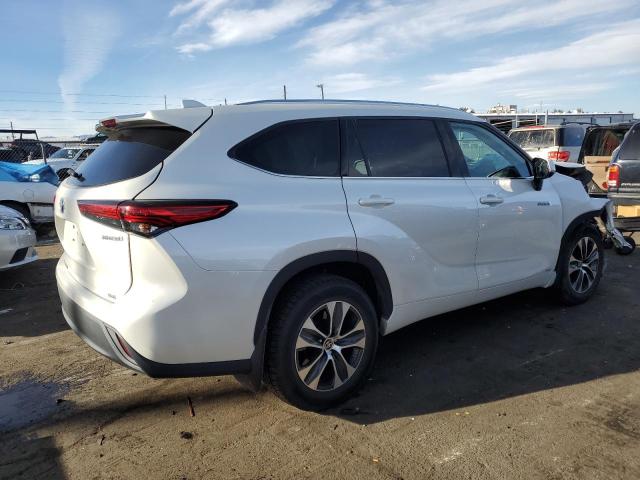 Изображение 3 2021 TOYOTA HIGHLANDER HYBRID XLE 2021 с VIN 5TDHBRCH8MS526382