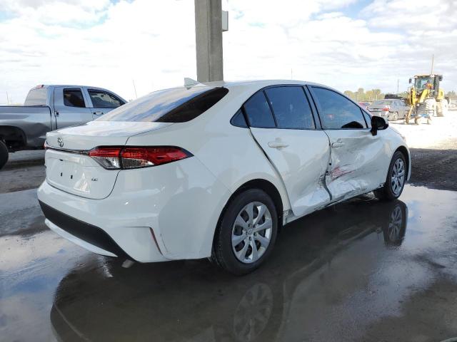 Obraz 3 z 2022 TOYOTA COROLLA LE 2022 z VIN JTDEPMAEXN3002959