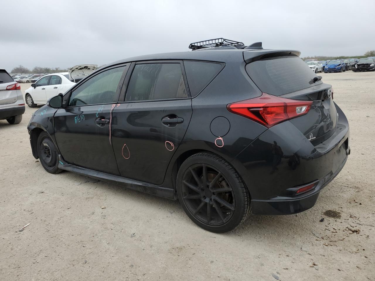 Obraz 2 z 2016 TOYOTA SCION IM  2016 z VIN JTNKARJE1GJ510605