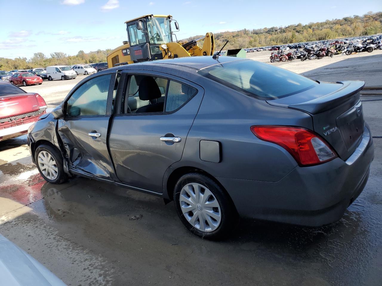 Obraz 2 z 2019 NISSAN VERSA S 2019 z VIN 3N1CN7AP5KL864327