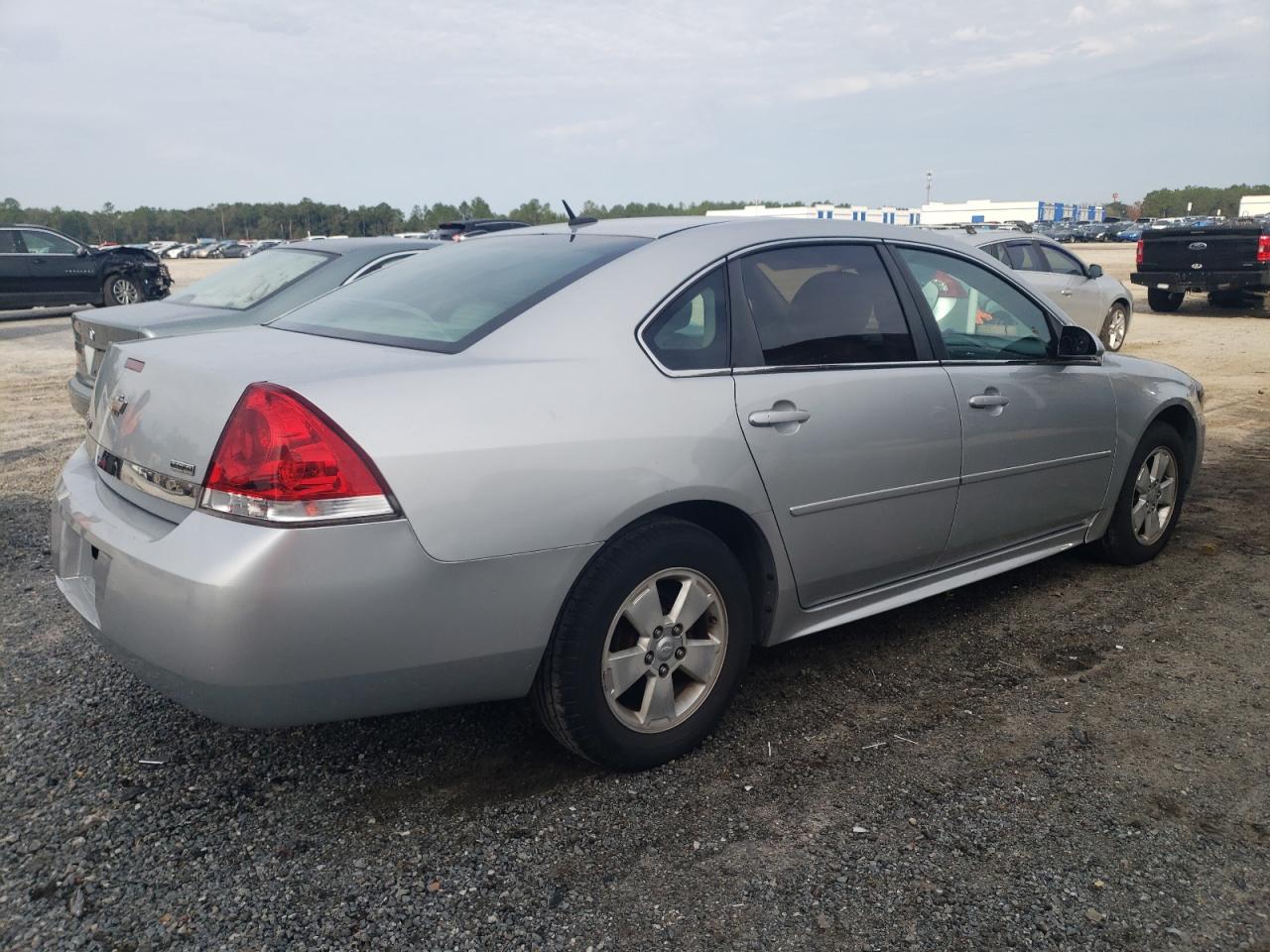 Obraz 3 z 2010 CHEVROLET IMPALA LT 2010 z VIN 2G1WB5EK8A1179639