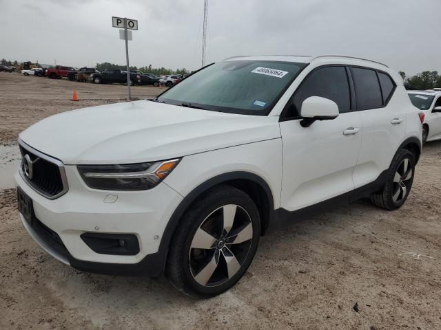Obraz 1 z 2019 VOLVO XC40 T5 MOMENTUM 2019 z VIN YV4162UKXK2147991