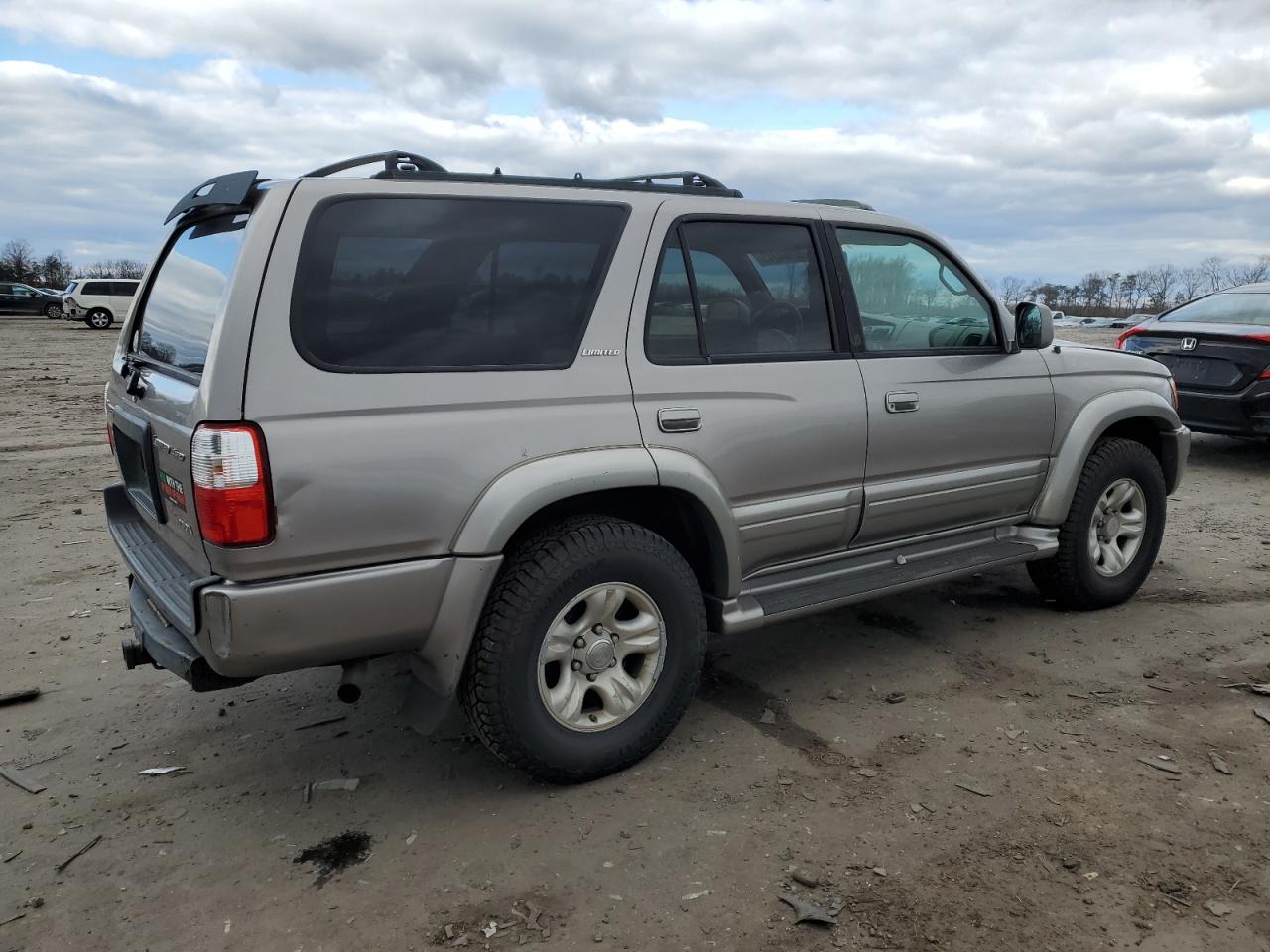 Image 3 of 2001 TOYOTA 4RUNNER LIMITED 2001 with VIN JT3HN87R419054426