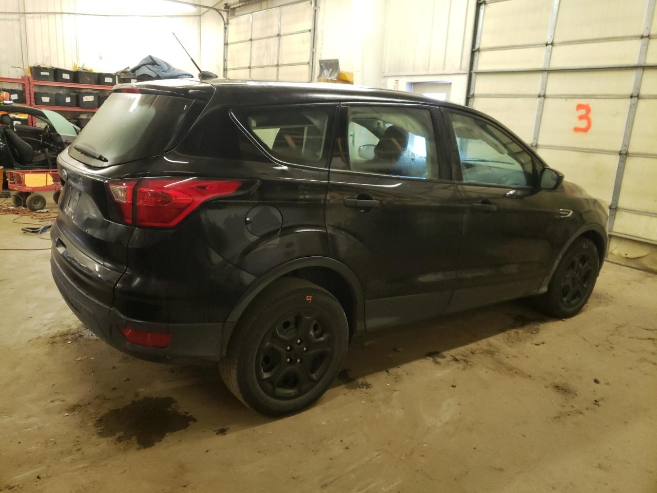 Obraz 3 z 2019 FORD ESCAPE S 2019 z VIN 1FMCU0F72KUC54161