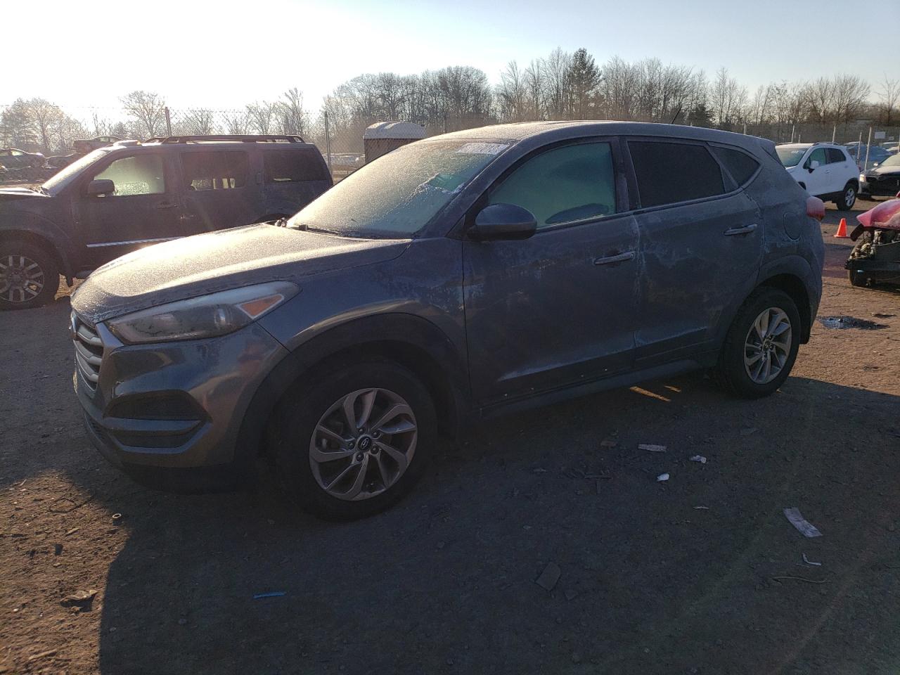 Obraz 1 z 2018 HYUNDAI TUCSON SE 2018 z VIN KM8J2CA49JU757051