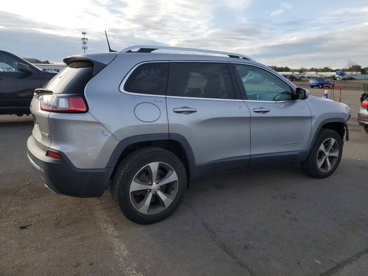 Obraz 3 z 2020 JEEP CHEROKEE LIMITED 2020 z VIN 1C4PJMDN7LD543402
