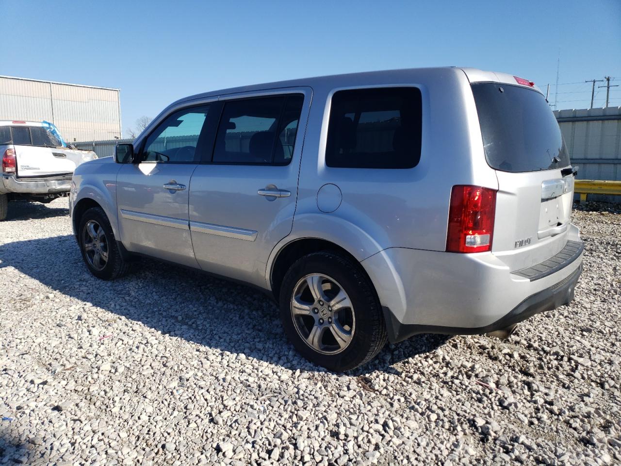 Obraz 2 z 2015 HONDA PILOT EXL 2015 z VIN 5FNYF4H52FB020401