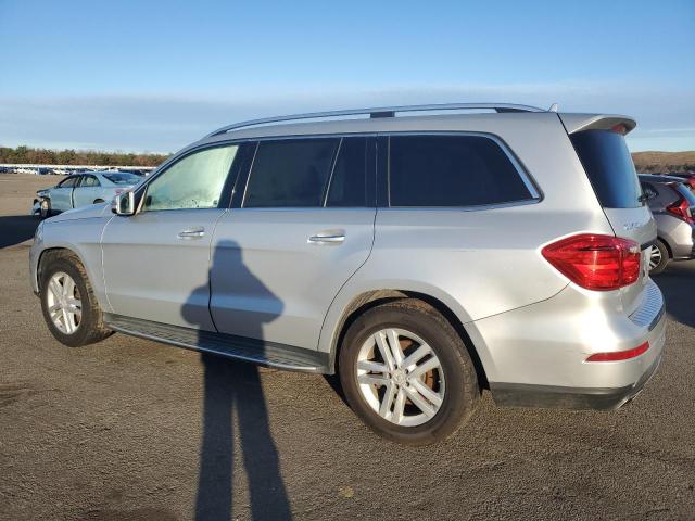 Image 2 of 2015 MERCEDES-BENZ GL 450 4MATIC 2015 with VIN 4JGDF6EE9FA522972