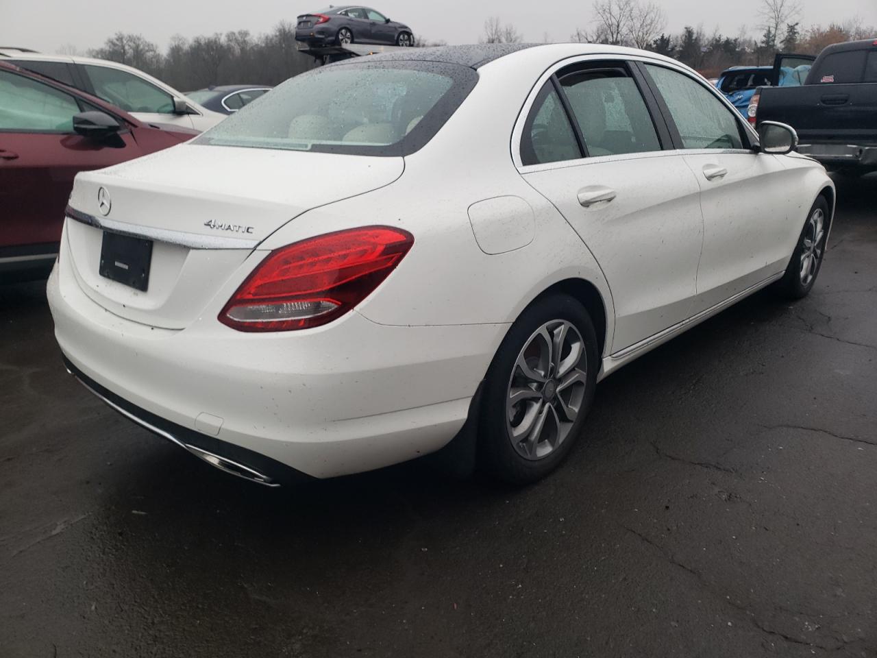 Image 3 of 2016 MERCEDES-BENZ C 300 4MATIC 2016 with VIN 55SWF4KBXGU136452