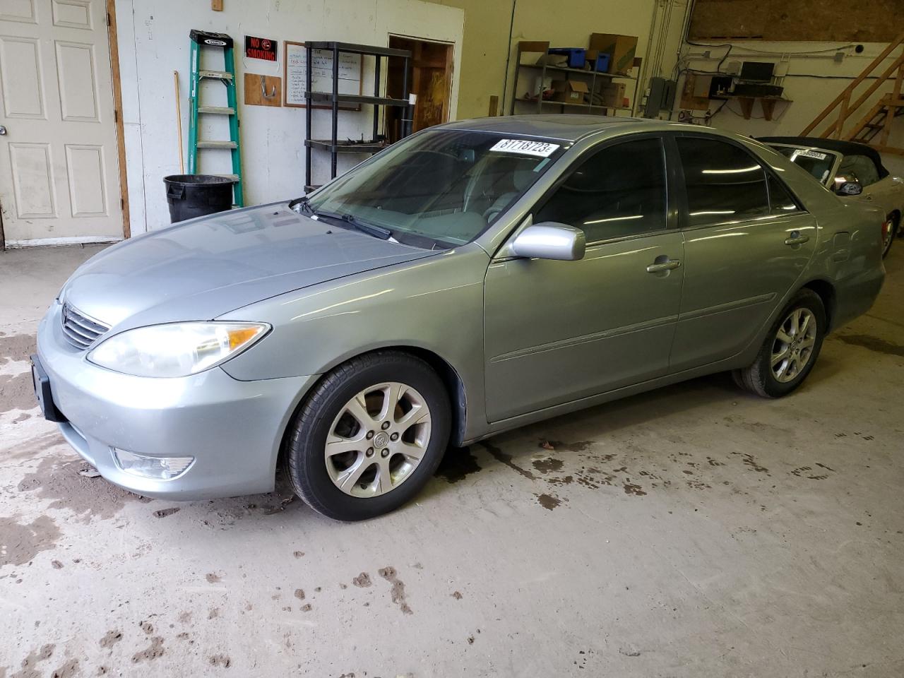 Image 1 of 2006 TOYOTA CAMRY LE 2006 with VIN 4T1BF30K06U627286