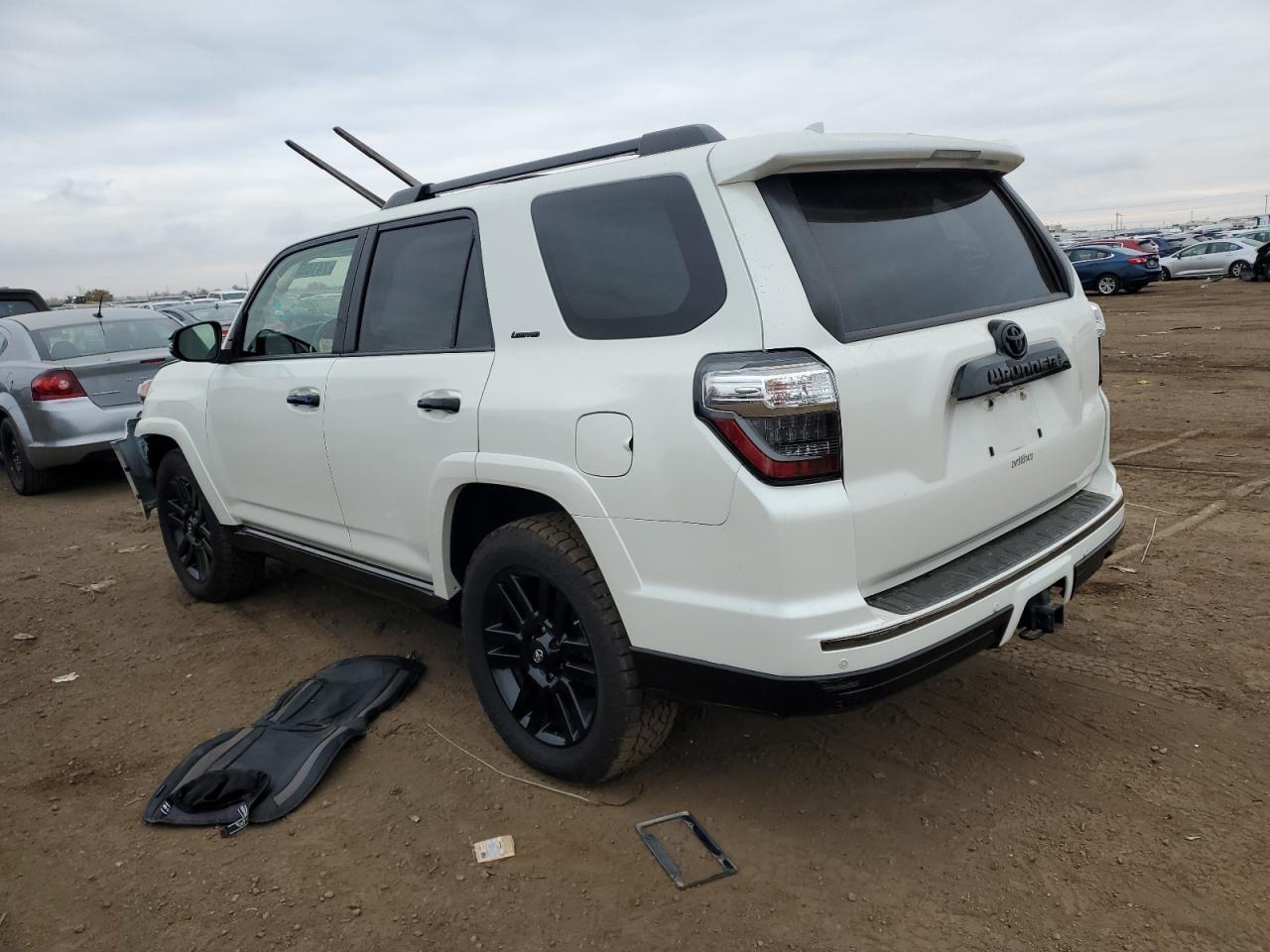 Изображение 2 2019 TOYOTA 4RUNNER SR5 2019 с VIN JTEBU5JR5K5682429