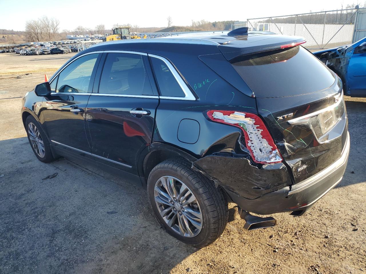 Image 2 of 2017 CADILLAC XT5 PREMIUM LUXURY 2017 with VIN 1GYKNERS6HZ251330