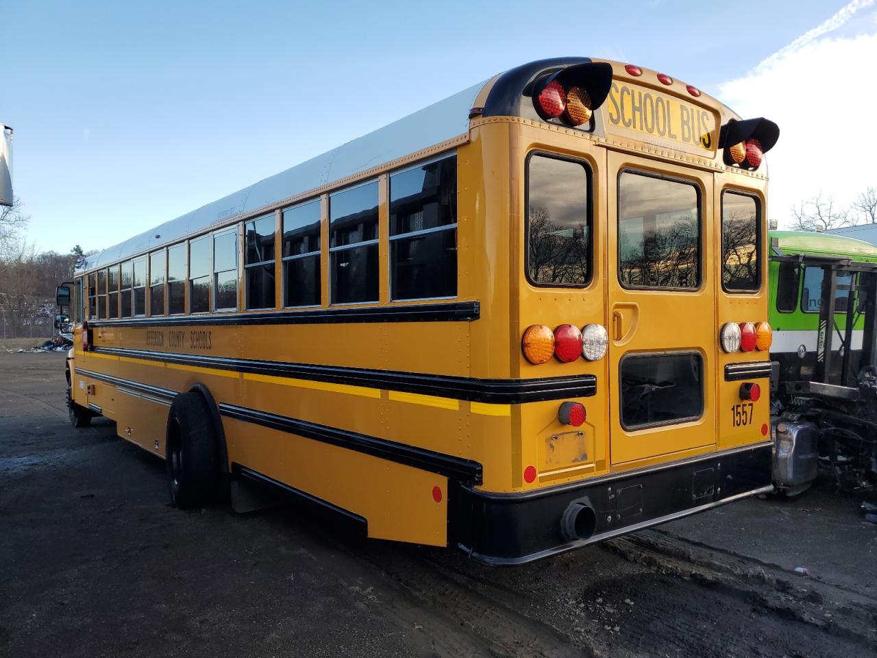 Image 3 of 2015 IC CORPORATION 3000 CE 2015 with VIN 4DRBUC8N5FB685202