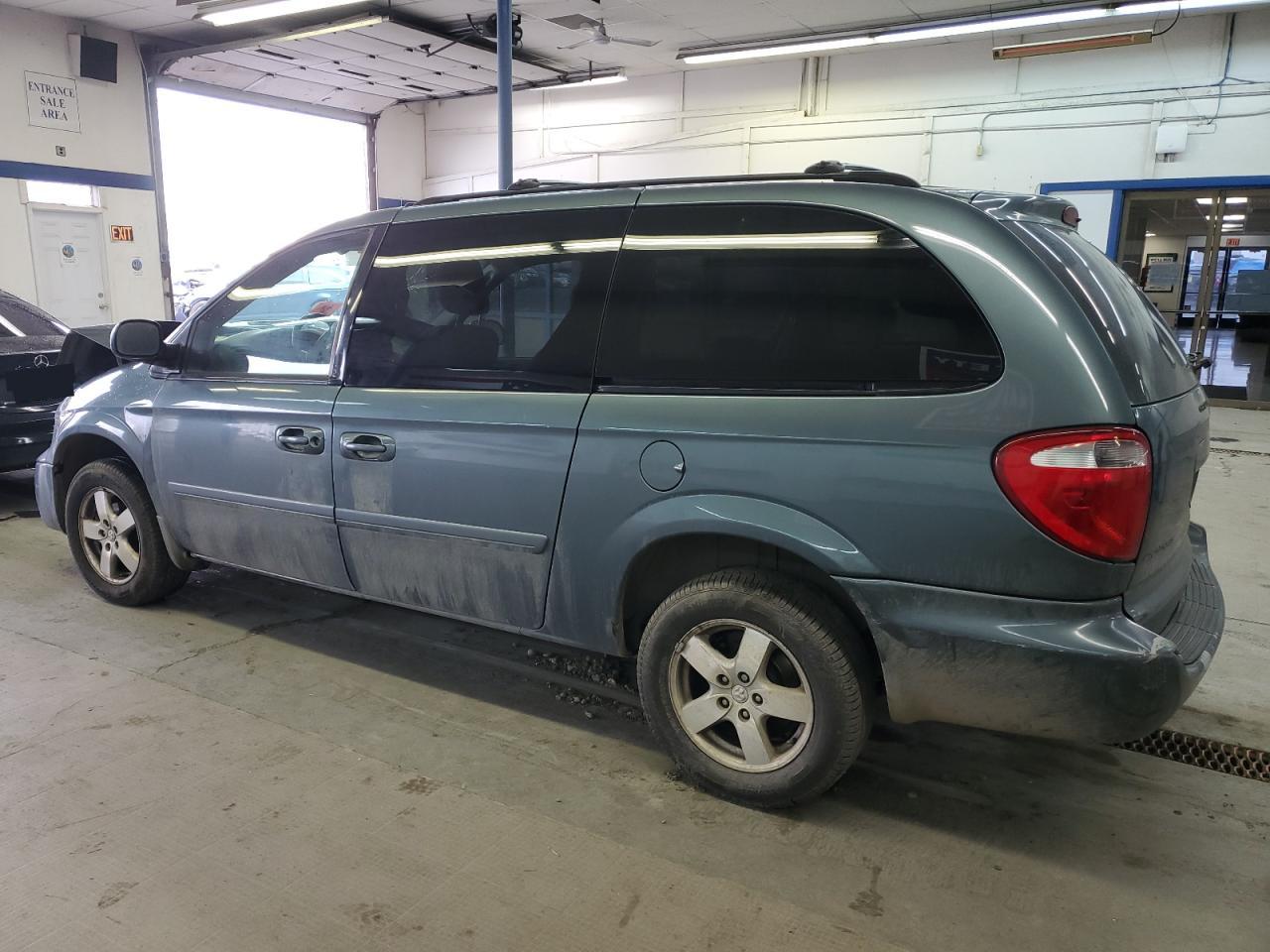 Изображение 2 2007 DODGE GRAND CARAVAN SXT 2007 с VIN 2D4GP44L87R101327