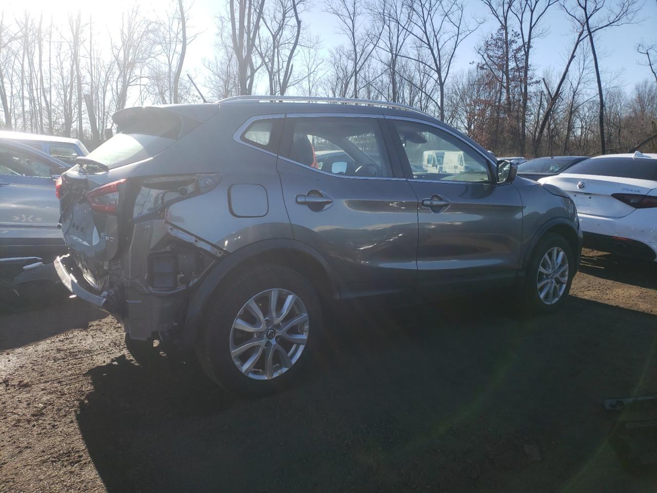 Image 3 of 2020 NISSAN ROGUE SPORT S 2020 with VIN JN1BJ1CWXLW646453