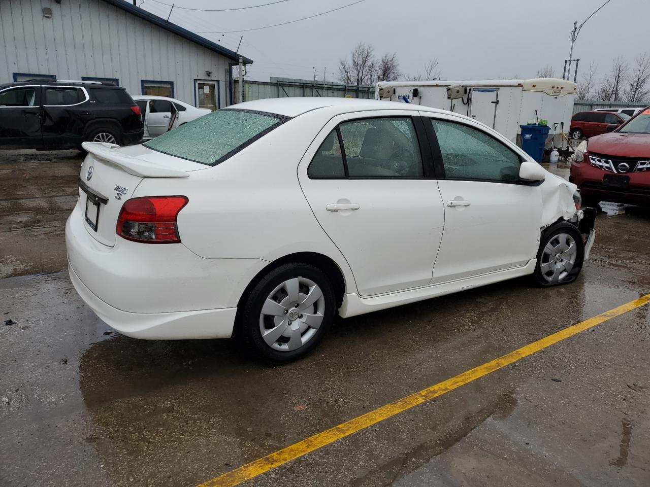 Image 3 of 2009 TOYOTA YARIS  2009 with VIN JTDBT903591307718