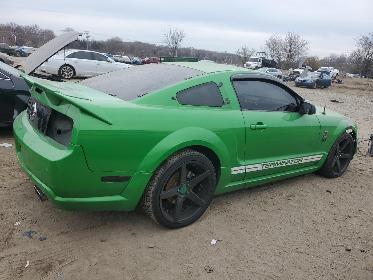 Obraz 3 z 2005 FORD MUSTANG GT 2005 z VIN 1ZVHT82H755241413
