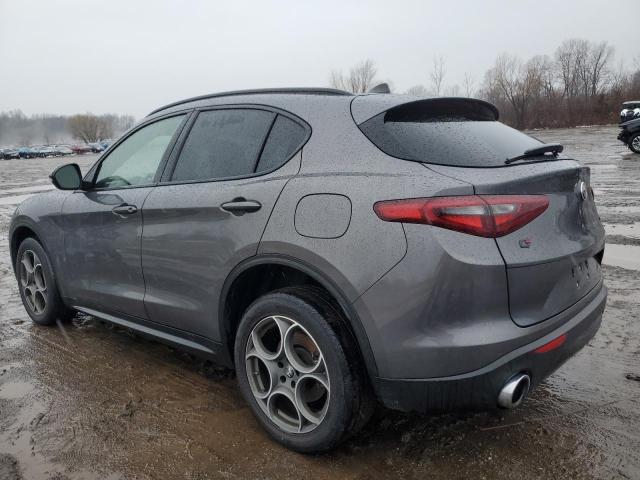 Image 2 of 2021 ALFA ROMEO STELVIO SPORT 2021 with VIN ZASPAKANXM7D19802