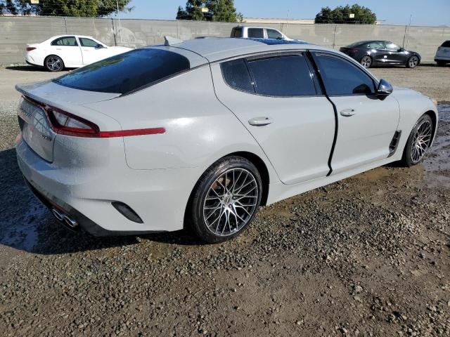 Obraz 3 z 2021 KIA STINGER  2021 z VIN KNAE15LA6M6094941