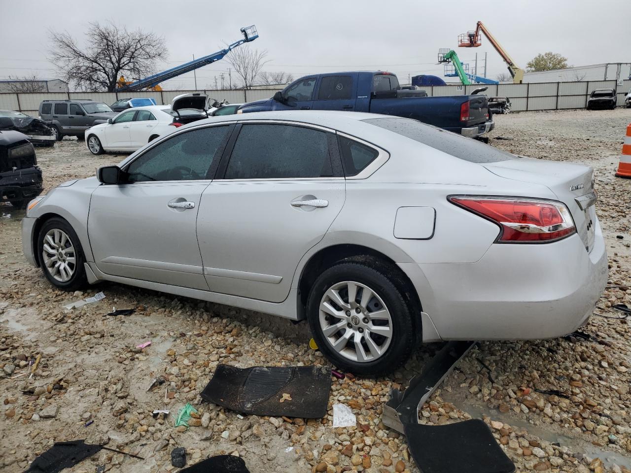 Image 2 of 2014 NISSAN ALTIMA 2.5 2014 with VIN 1N4AL3AP5EN213812