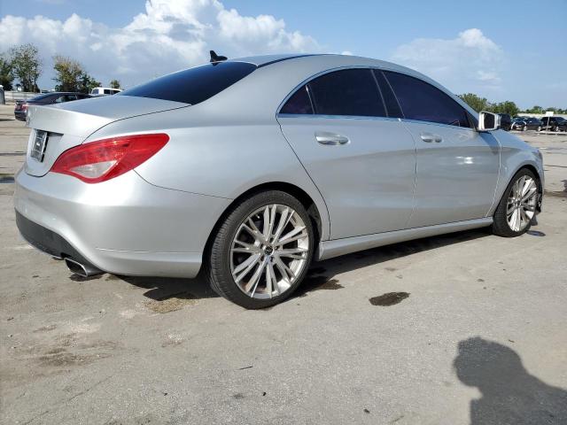 Image 3 of 2014 MERCEDES-BENZ CLA 250 2014 with VIN WDDSJ4EB2EN123807