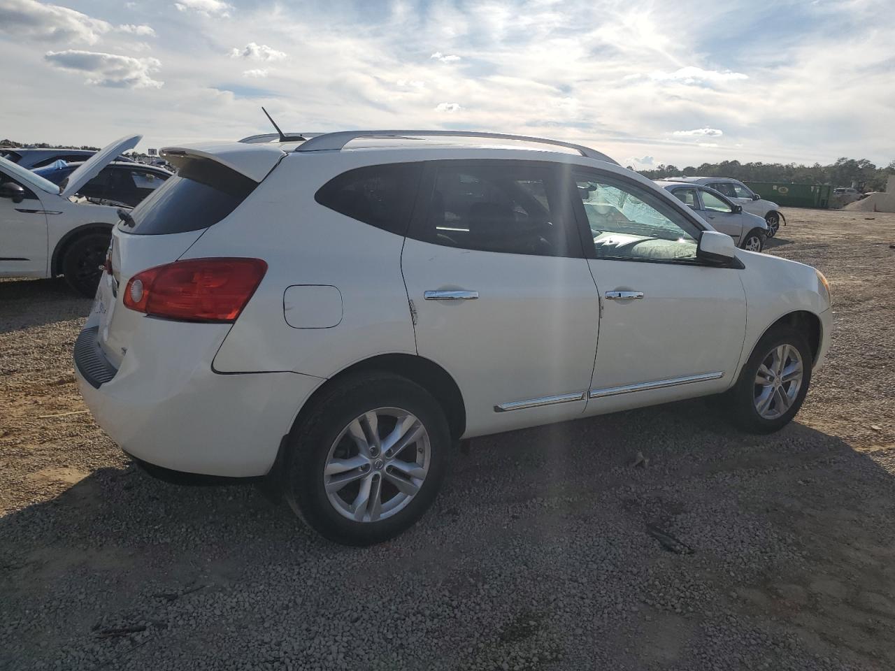 Image 3 of 2013 NISSAN ROGUE S 2013 with VIN JN8AS5MT1DW540318