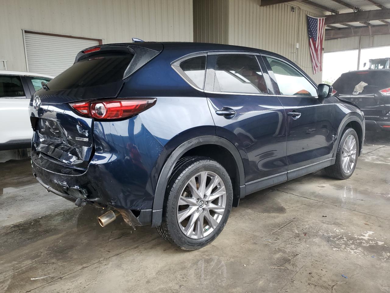 Image 3 of 2020 MAZDA CX-5 GRAND TOURING 2020 with VIN JM3KFADM3L0730720