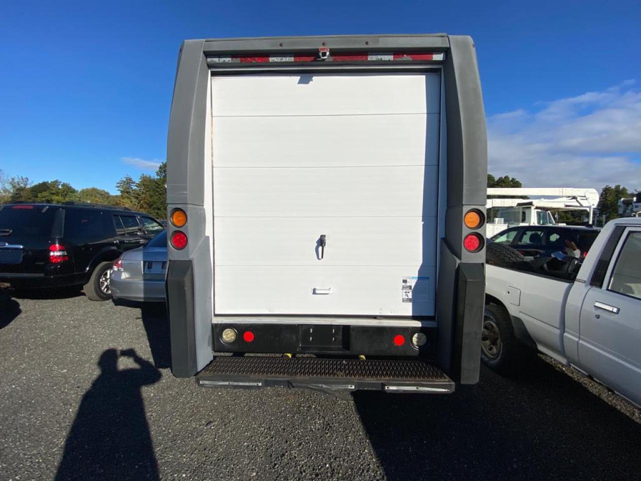 Obraz 2 z 2012 ISUZU NPR  2012 z VIN JALB4T170C7W00067