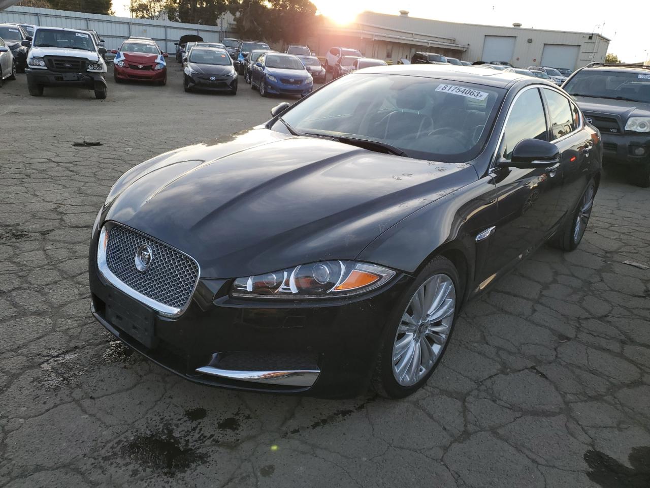 Obraz 1 z 2012 JAGUAR XF PORTFOLIO 2012 z VIN SAJWA0HB2CLS58845