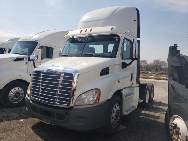 Obraz 2 z 2014 FREIGHTLINER CASCADIA 113 2014 z VIN 1FUJGBDV7ELFG8809