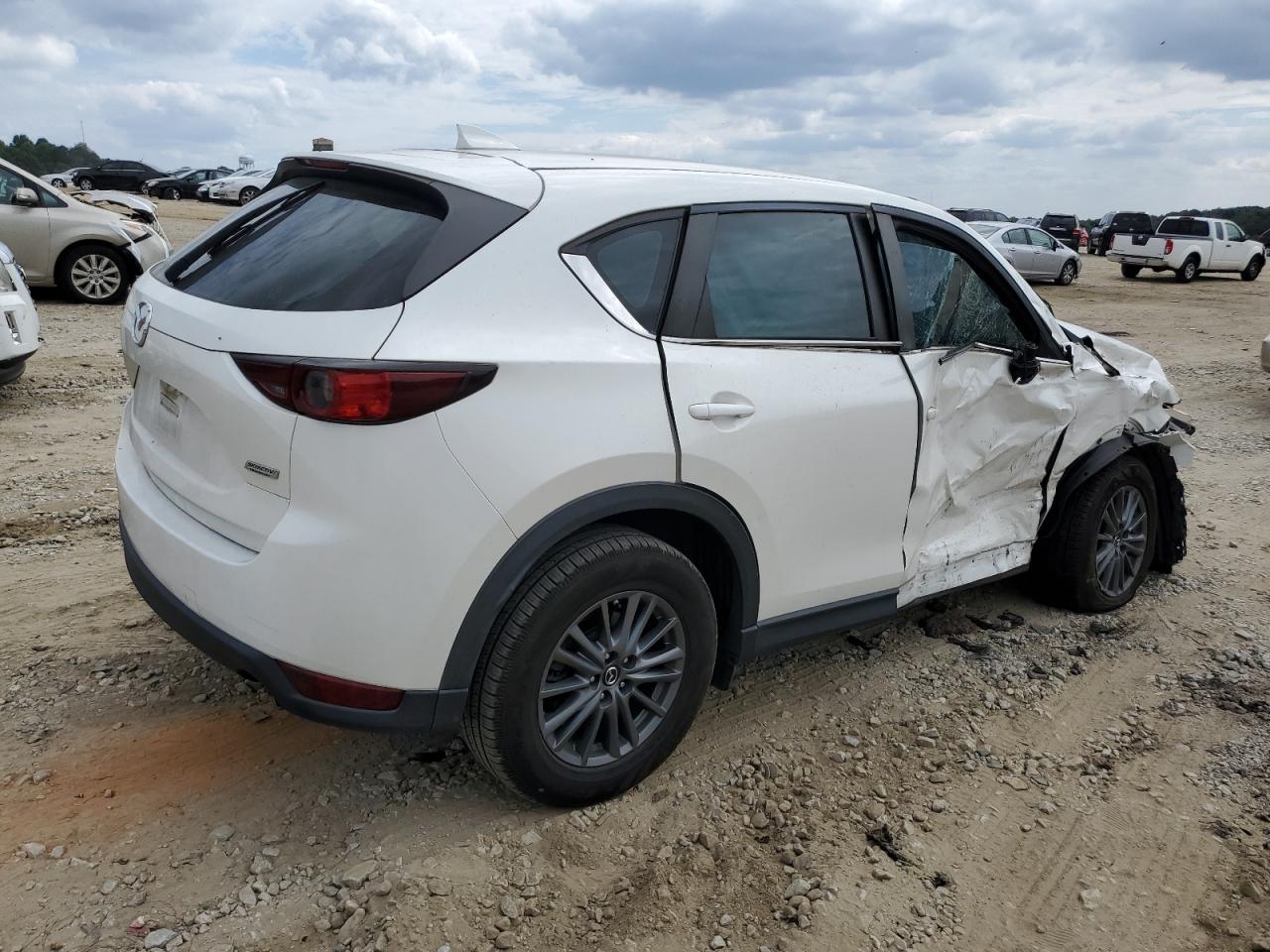 Изображение 3 Mazda Cx-5 Sport 2017 с VIN JM3KFBBL5H0107266