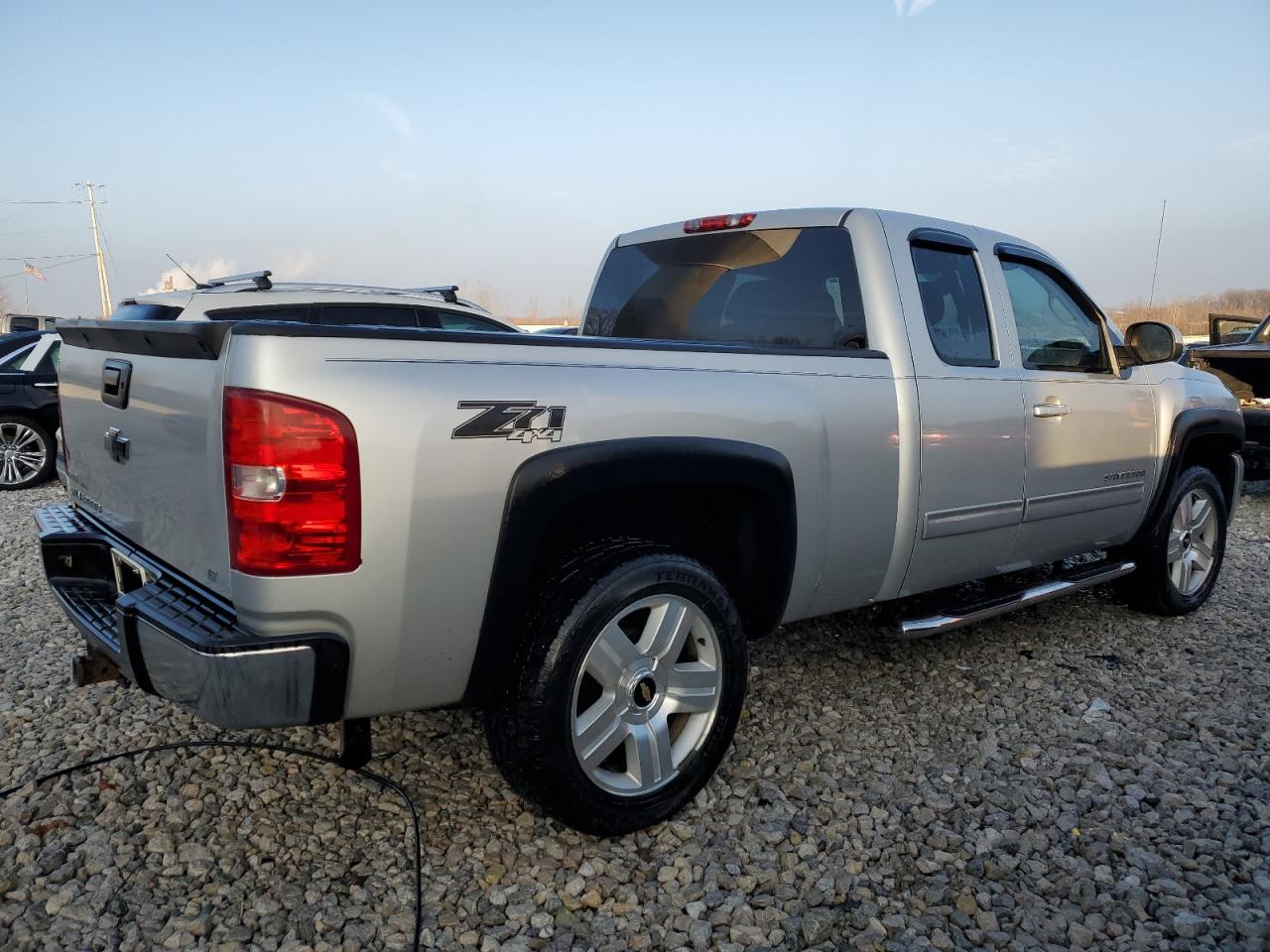 Obraz 3 z 2010 CHEVROLET SILVERADO K1500 LT 2010 z VIN 1GCSKSE38AZ157791