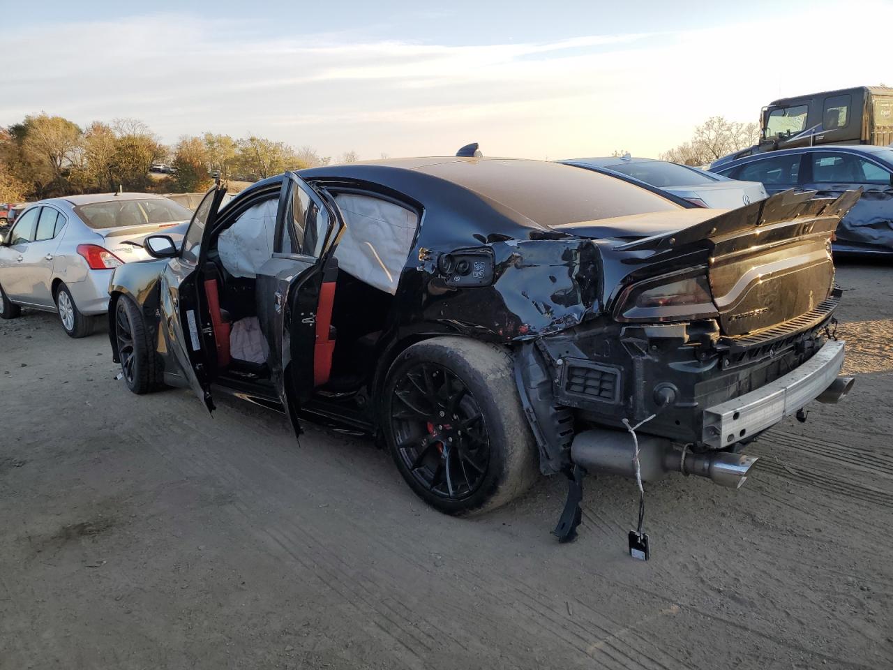 Изображение 2 2019 DODGE CHARGER SCAT PACK 2019 с VIN 2C3CDXGJ2KH723182