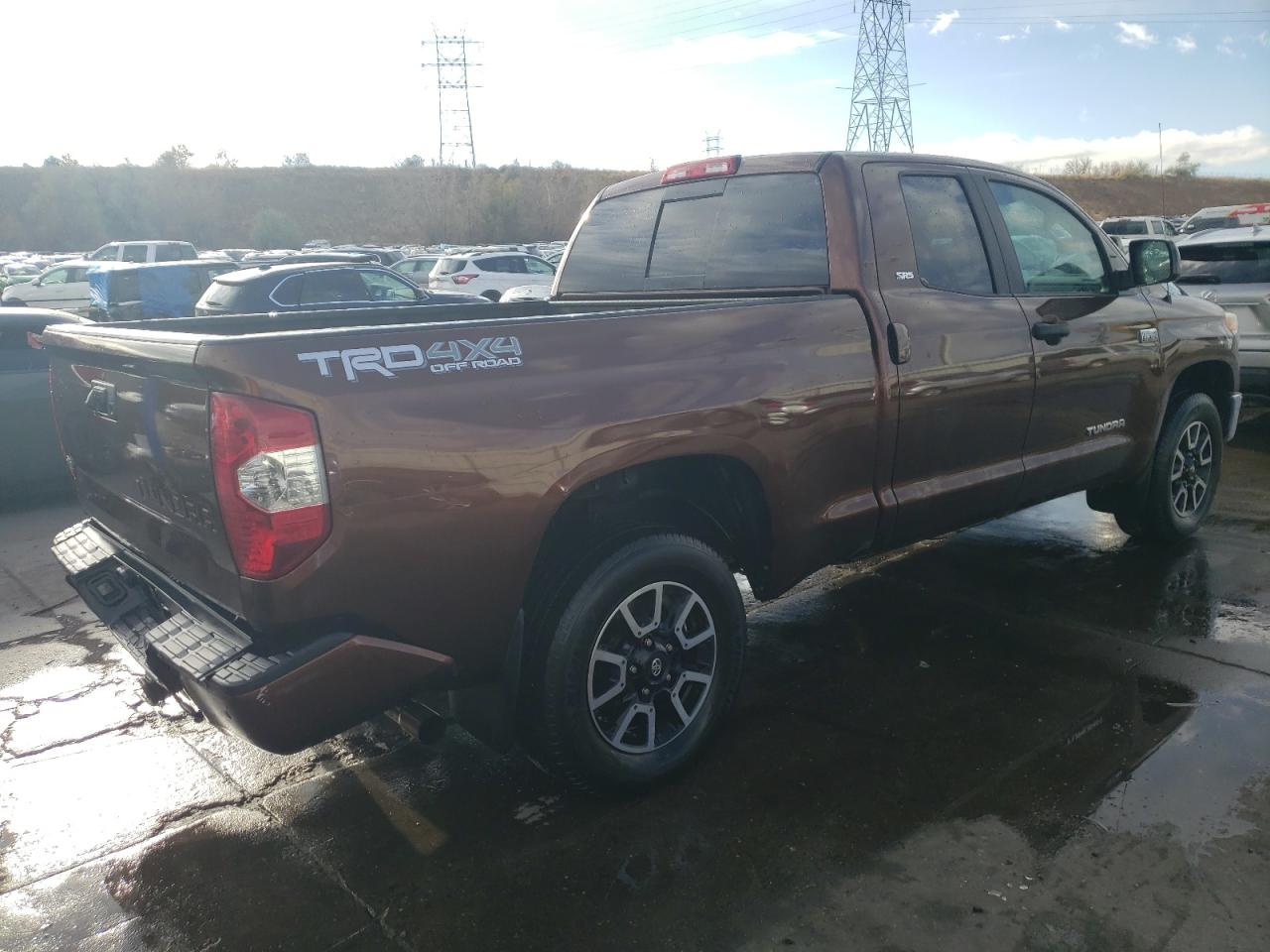 Image 3 of 2016 TOYOTA TUNDRA DOUBLE CAB SR/SR5 2016 with VIN 5TFUW5F16GX515664