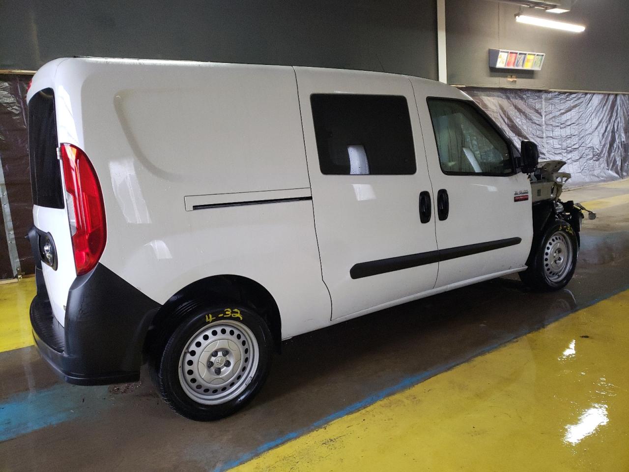 Obraz 3 z 2021 RAM PROMASTER CITY  2021 z VIN ZFBHRFAB5M6V39795