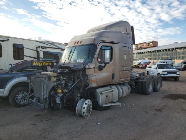 Изображение 2 2015 FREIGHTLINER CASCADIA 125  2015 с VIN 3AKJGLDV6FSGE8811