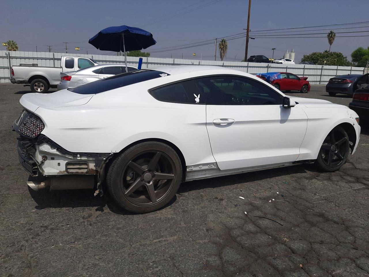 Image 3 of 2016 FORD MUSTANG  2016 with VIN 1FA6P8AM8G5303326