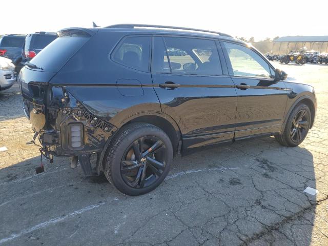 Image 3 of 2023 VOLKSWAGEN TIGUAN SE R-LINE BLACK 2023 with VIN 3VV8B7AX1PM032983