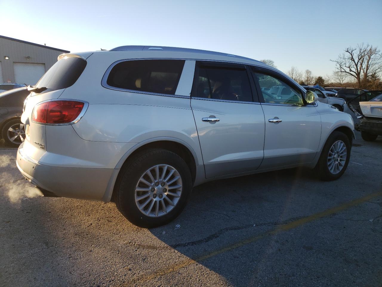 Obraz 3 z 2011 BUICK ENCLAVE CXL 2011 z VIN 5GAKVBED1BJ329354