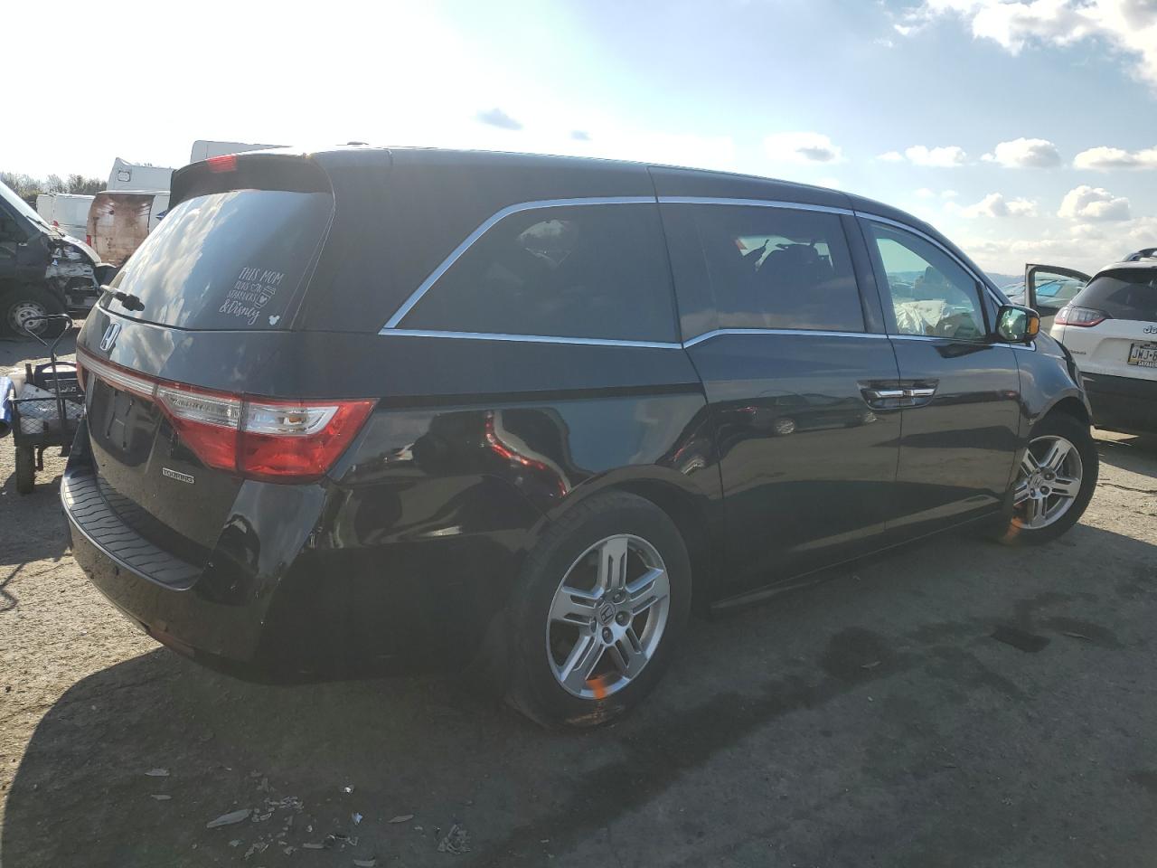 Изображение 3 2011 HONDA ODYSSEY TOURING 2011 с VIN 5FNRL5H99BB092941