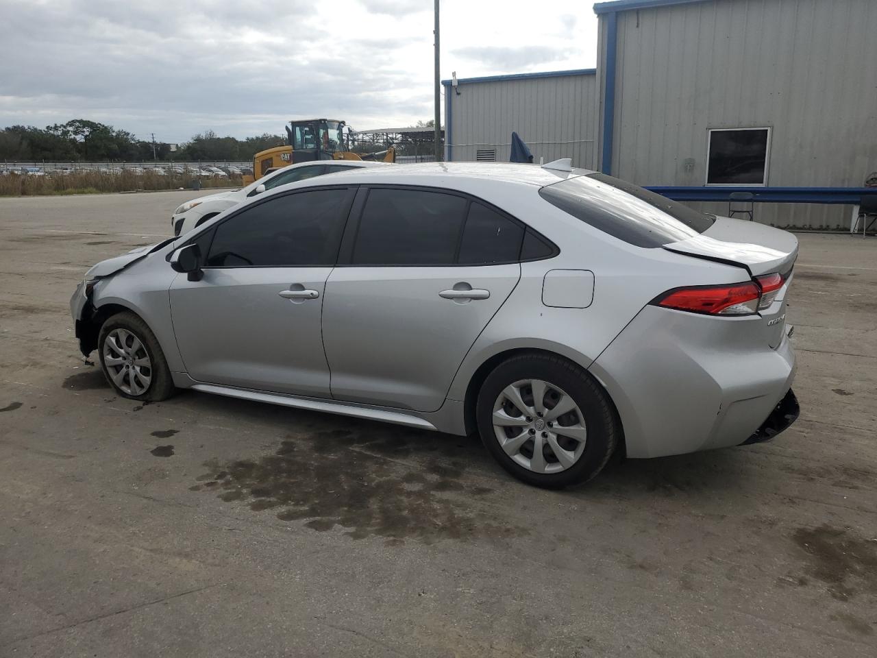 Изображение 2 2020 TOYOTA COROLLA LE 2020 с VIN JTDEPRAE5LJ087280