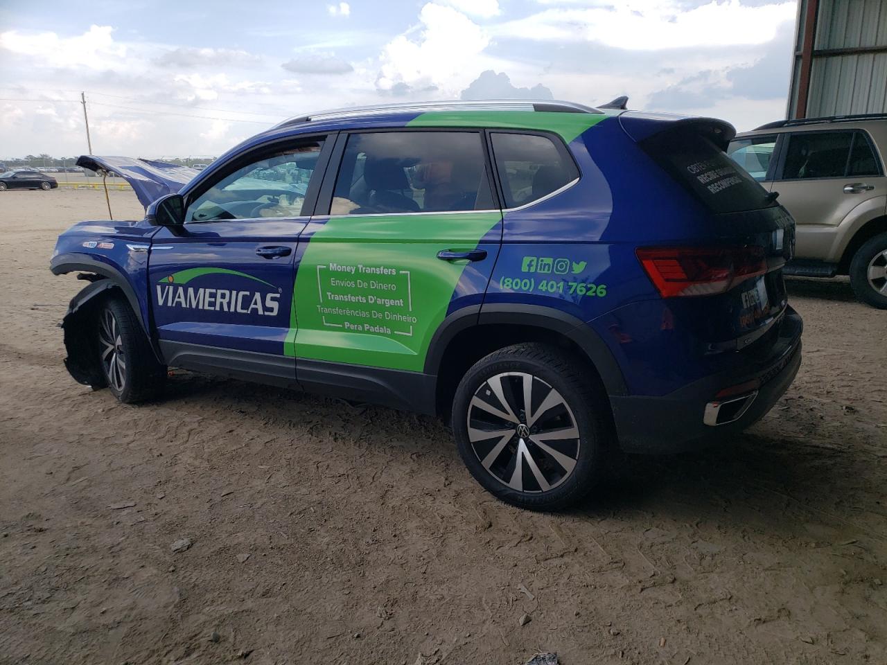 Изображение 2 2023 VOLKSWAGEN TAOS SE 2023 с VIN 3VVEX7B22PM307025