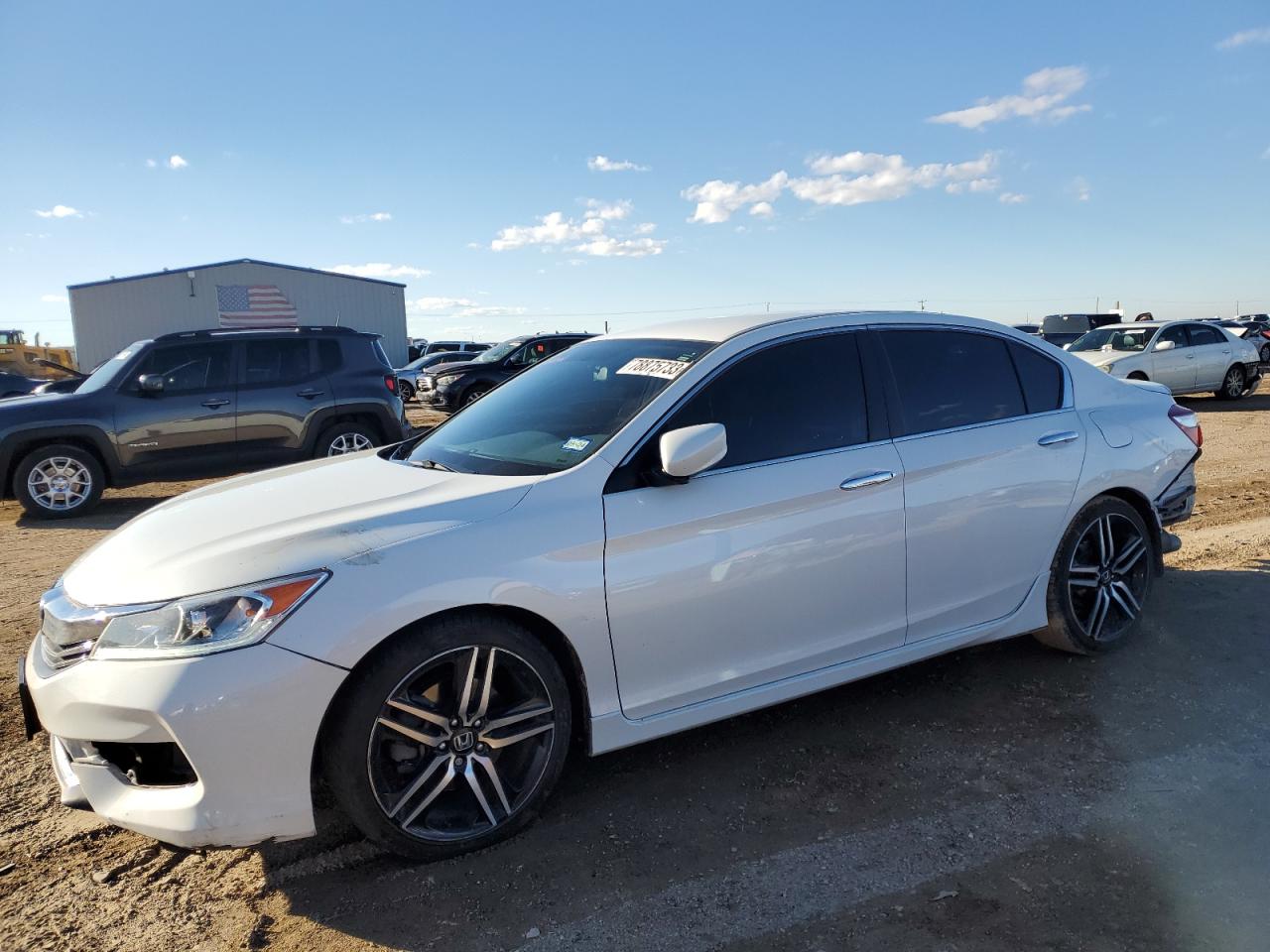 Изображение 1 2017 HONDA ACCORD SPORT 2017 с VIN 1HGCR2F56HA214791