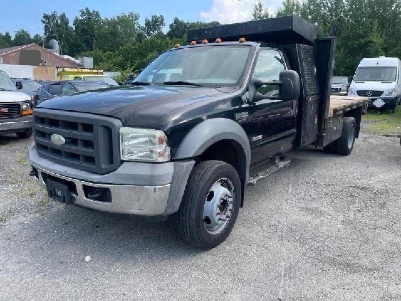 Image 2 of 2005 FORD F550 SUPER DUTY 2005 with VIN 1FDAF56P15EC69733