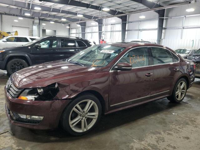 Image 1 of 2013 VOLKSWAGEN PASSAT SEL 2013 with VIN 1VWCN7A32DC033311