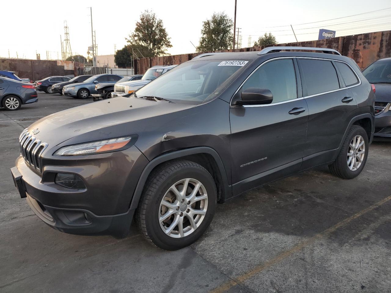 Изображение Jeep Cherokee Latitude 2015